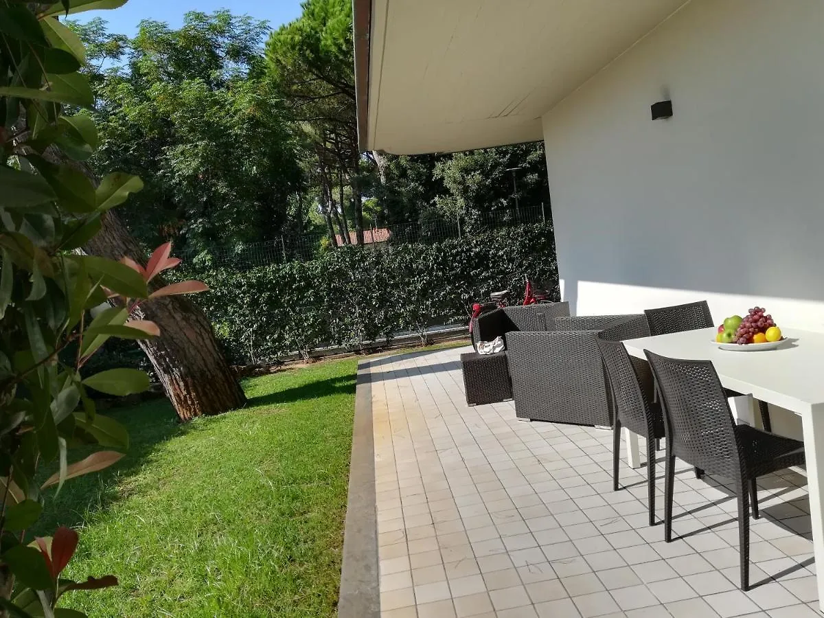 Michelangelo rta Aparthotel Cinquale 2*,